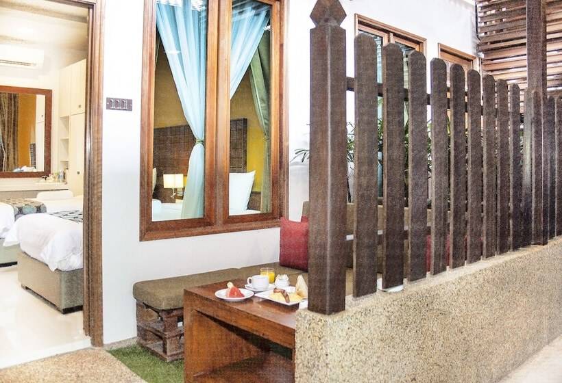 ホテル Palette Telaga Terrace Boutique Resort