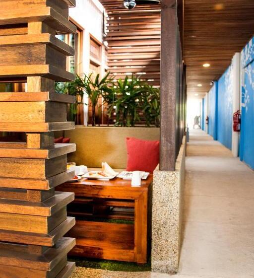 هتل Palette Telaga Terrace Boutique Resort