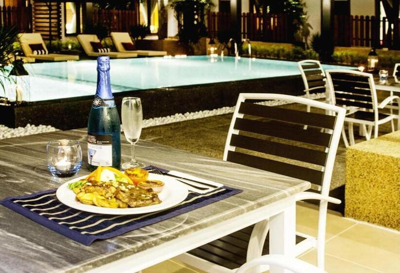 ホテル Palette Telaga Terrace Boutique Resort