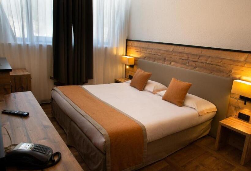 فندق Th La Thuile   Planibel