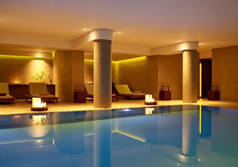 호텔 The Ixian Grand & All Suites  Adults Only