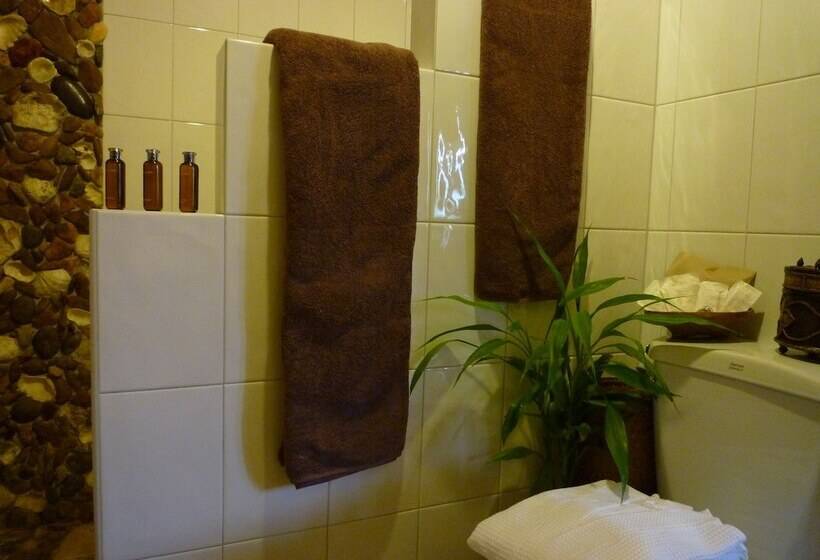 ホテル The Mangrove Hideaway Koh Chang