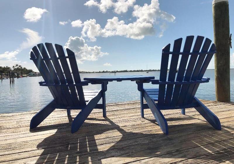 فندق The Pelican Key Largo Cottages