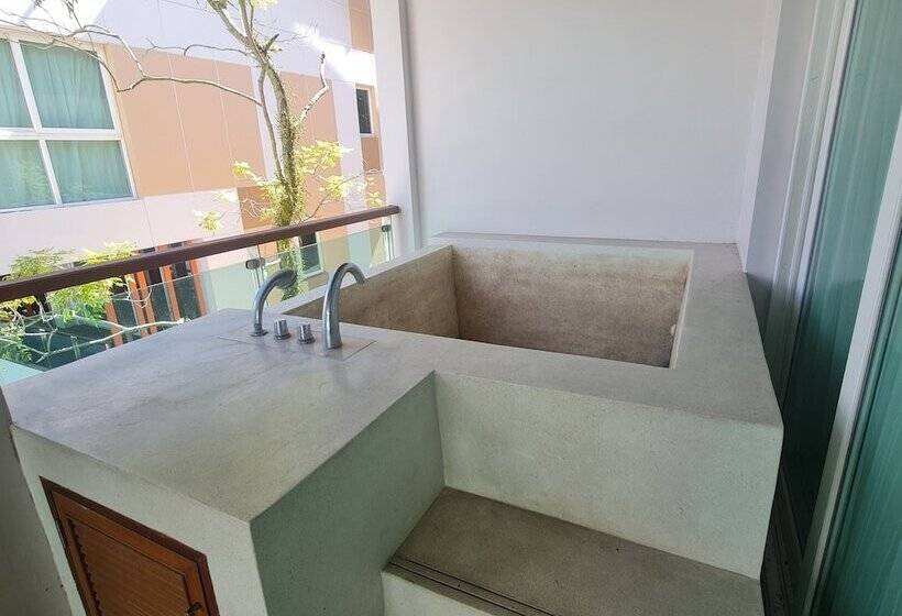 בית מלון כפרי The Privilege Residence