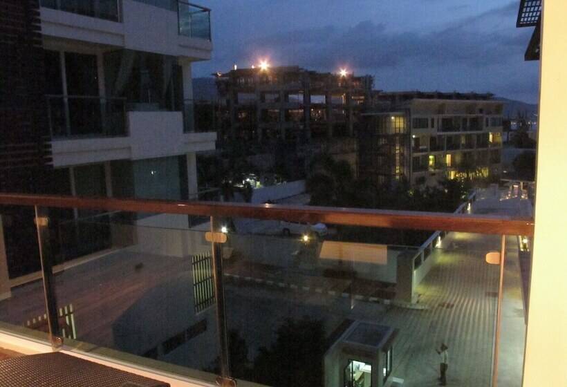 בית מלון כפרי The Privilege Residence