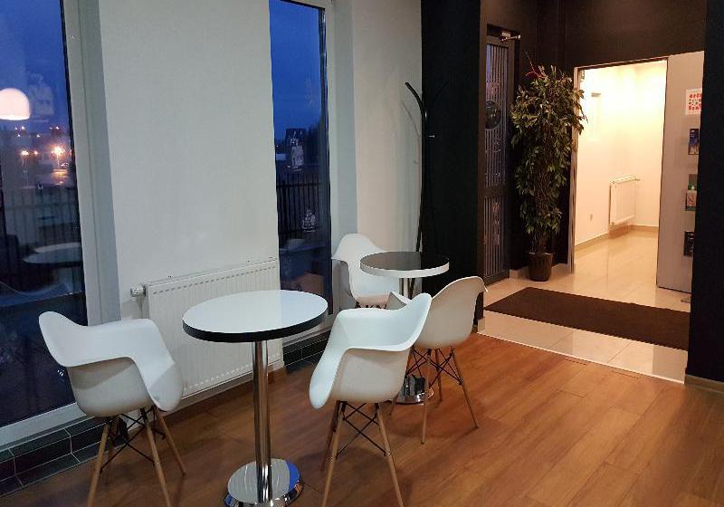 Fotos del hotel Travel:  2