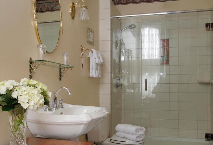 בית מלון כפרי Victorian Inn