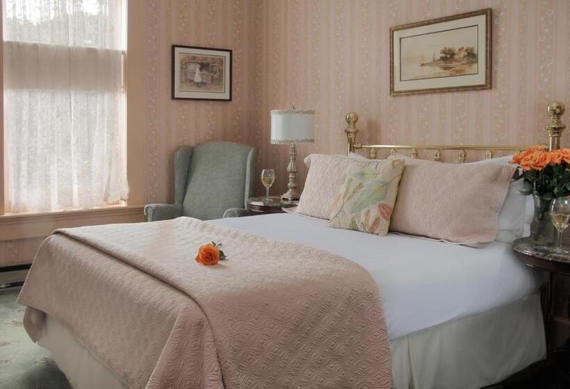 בית מלון כפרי Victorian Inn