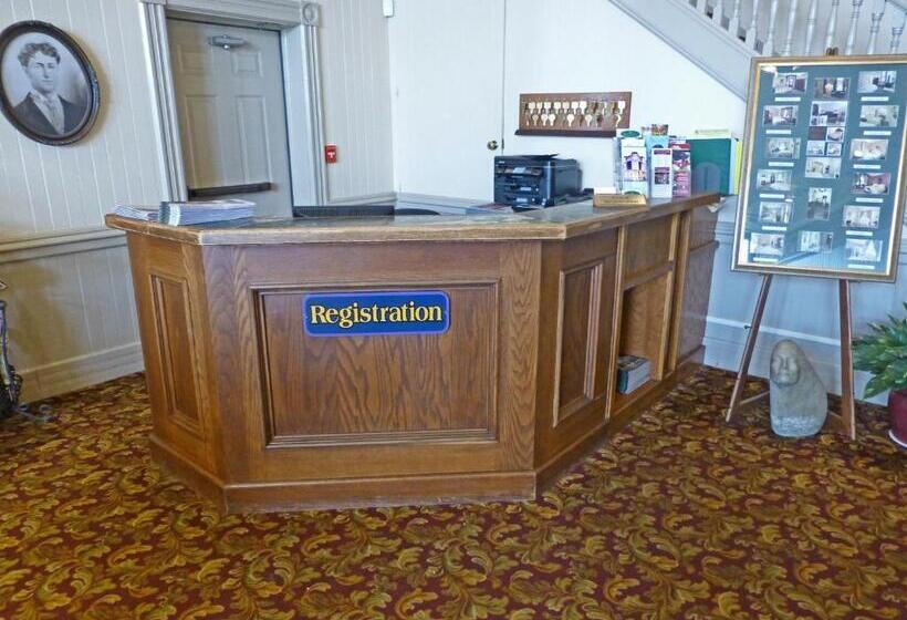 בית מלון כפרי Victorian Inn