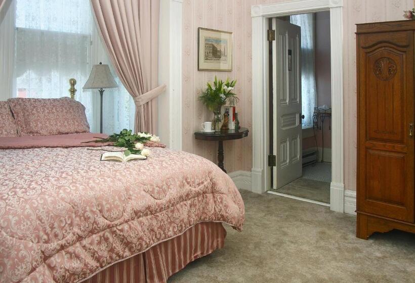 בית מלון כפרי Victorian Inn