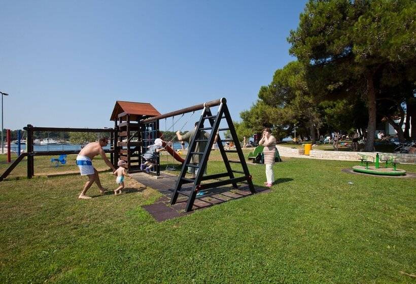 בית מלון כפרי Villa Galijot Plava Laguna
