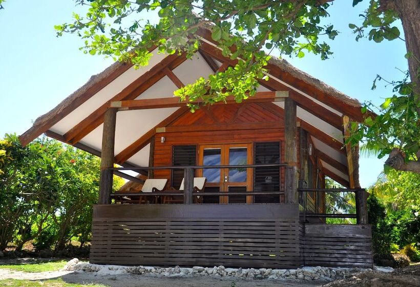 Отель Viwa Island Resort