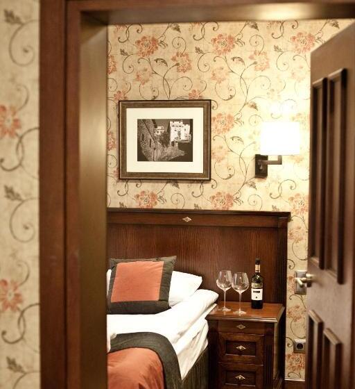 בית מלון כפרי Zamek Topacz