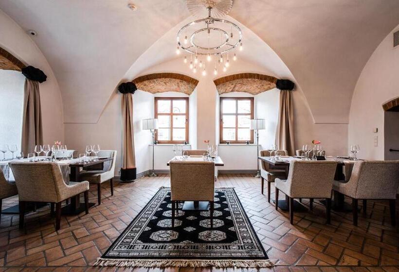 בית מלון כפרי Zamek Topacz