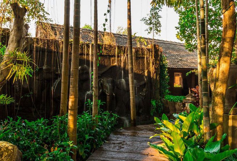 Laan Mai Fai Chang Resort