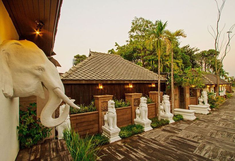 Laan Mai Fai Chang Resort