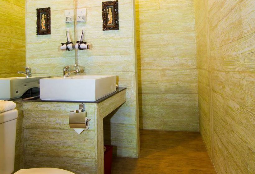 Laan Mai Fai Chang Resort