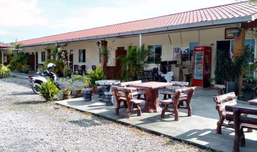 فندق على الطريق Huda Inn