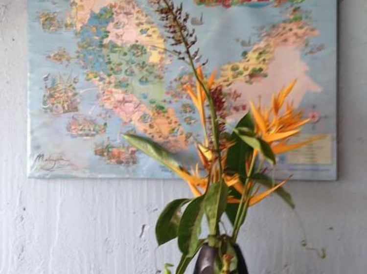 Мотель The Box Chalet