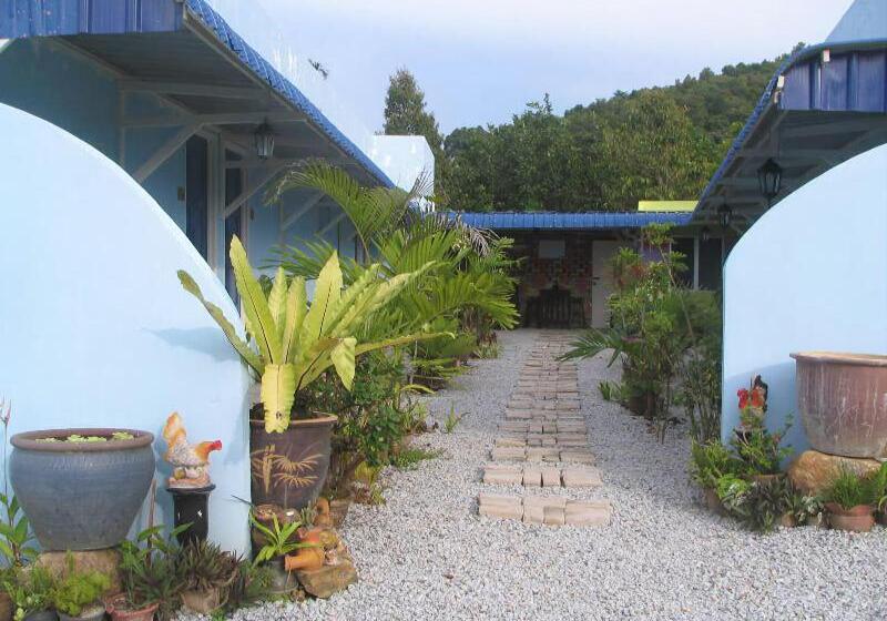 Мотель The Box Chalet