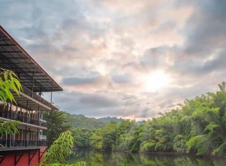 Pechmaneekan Beach Resort