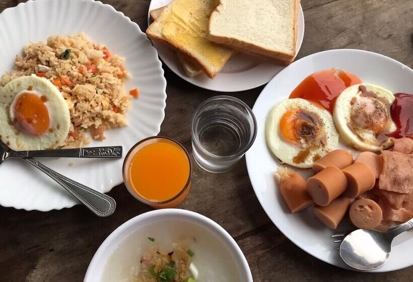 Pechmaneekan Beach Resort