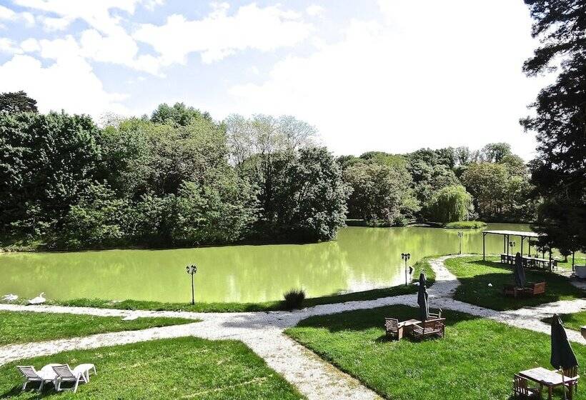 Пансион Château Les Vallées