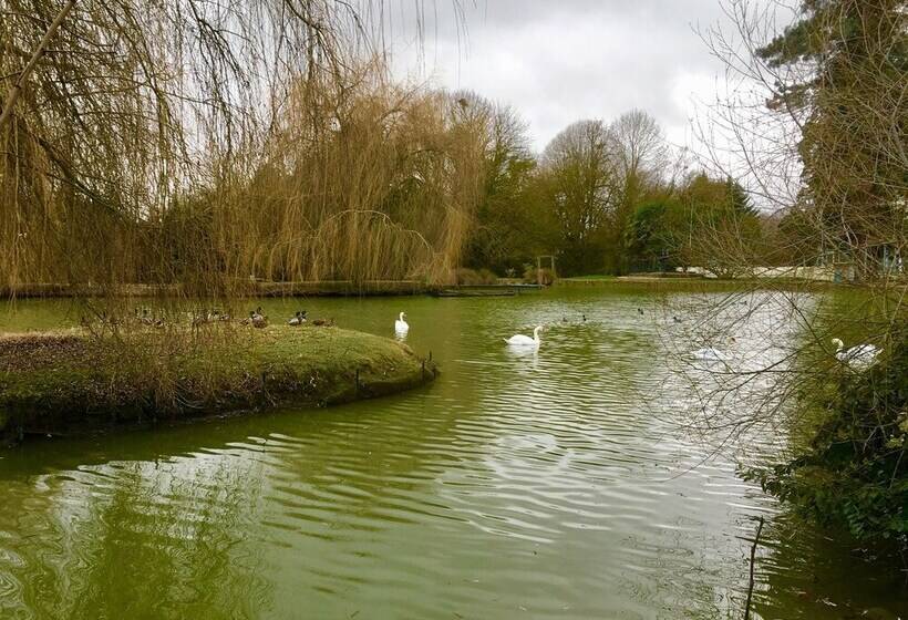 Пансион Château Les Vallées