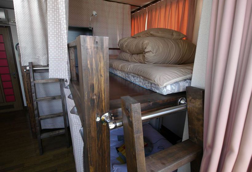 פנסיון Jhoppers Kyoto Guesthouse