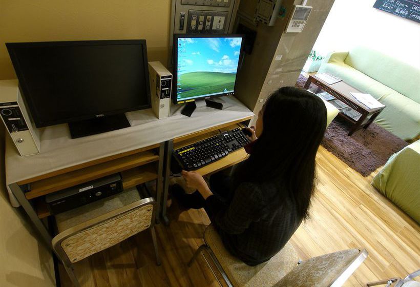 بنسيون Jhoppers Kyoto Guesthouse