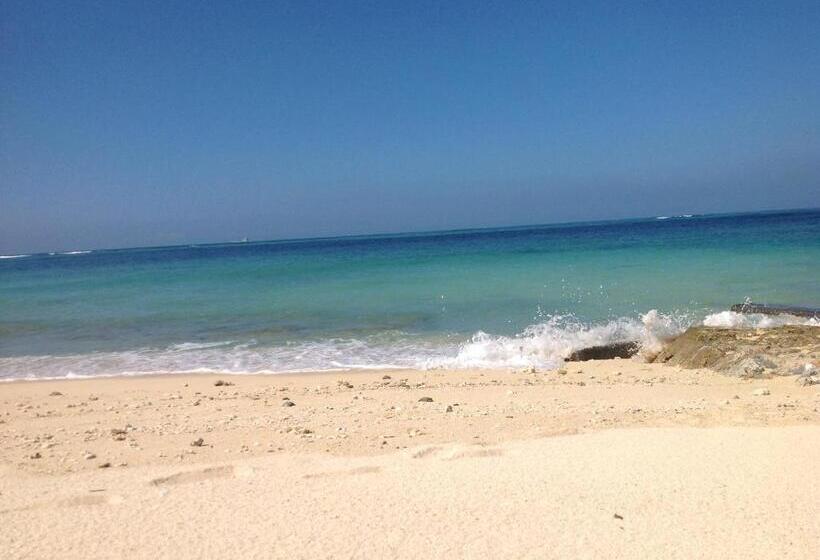 Пансион Milk Ya Women Only Guest House