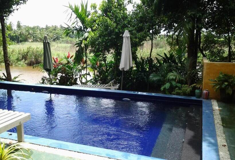 بنسيون Randoni Villa