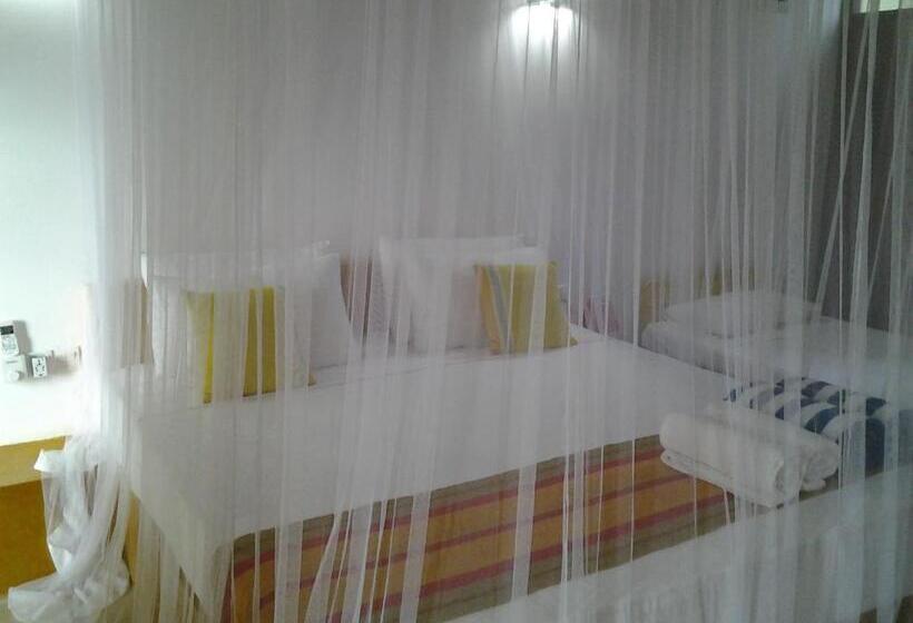 بنسيون Randoni Villa