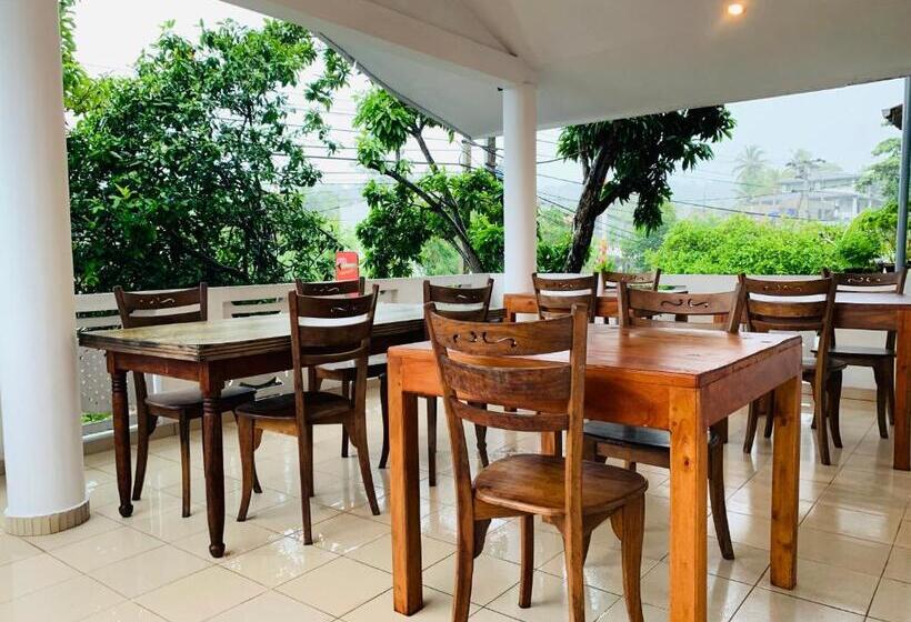 بنسيون Sam's Guest House