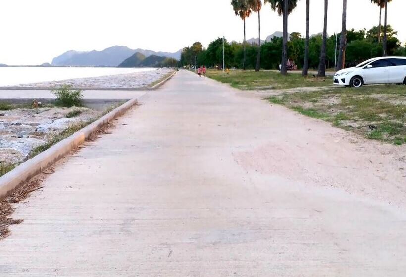 Pranmanee Beach Resort