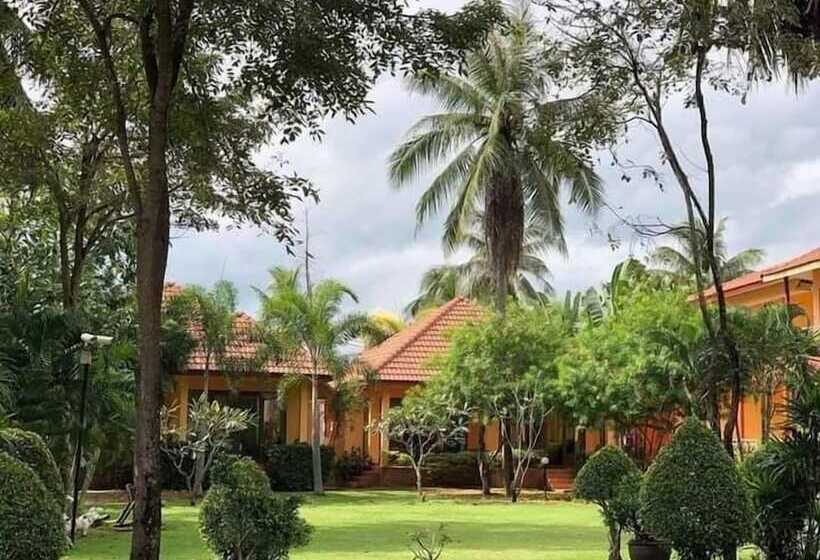 Pranmanee Beach Resort