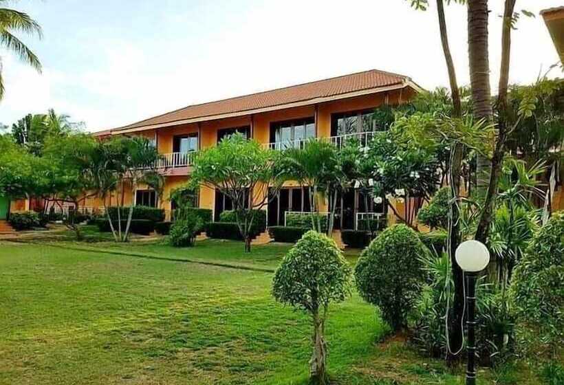 Pranmanee Beach Resort