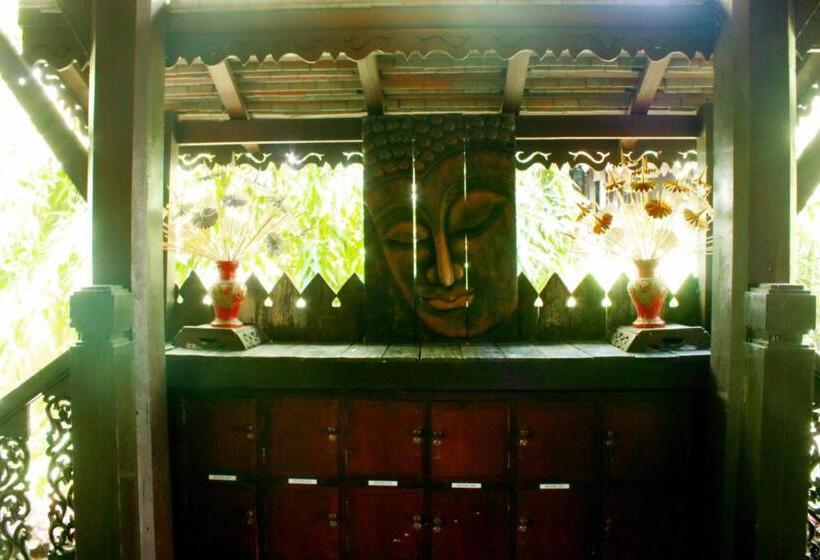 Курорт Club One Seven Gay Men  Chiang Mai