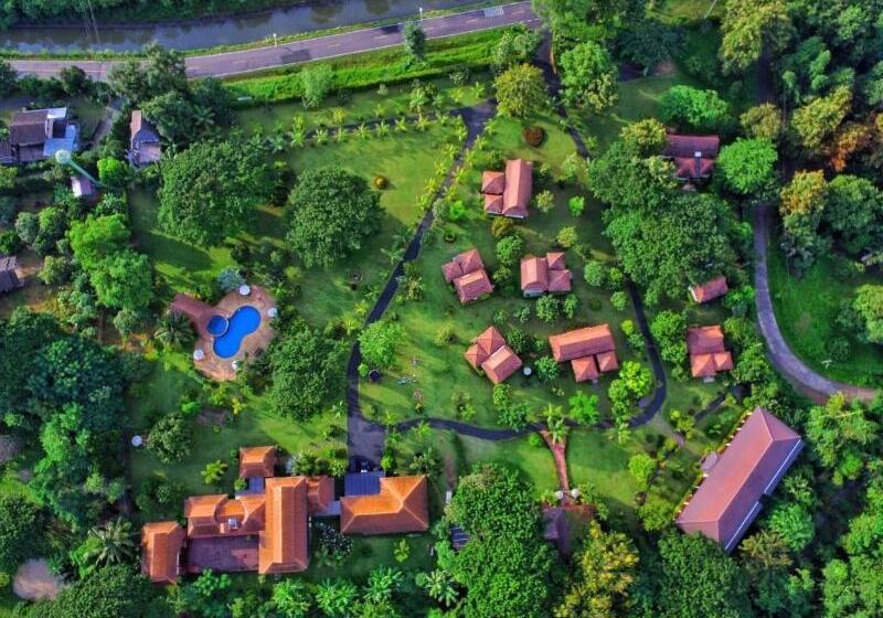 استراحتگاه Papai Country Lodge Sha