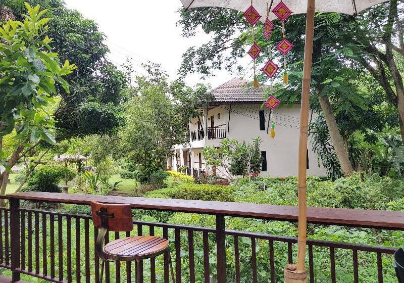 Курорт Papai Country Lodge Sha