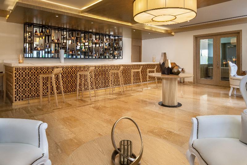 אתר נופש The Level At Melia Caribe Beach - All Inclusive