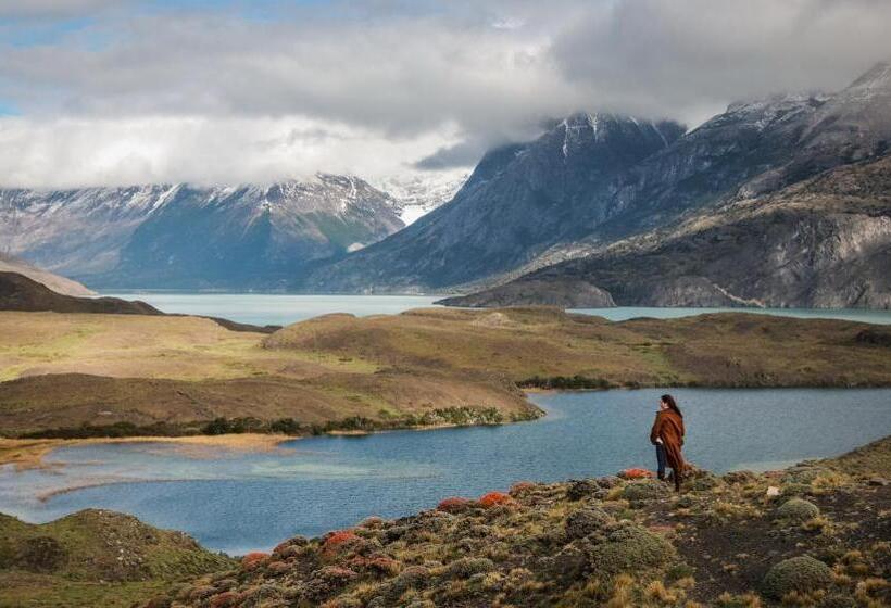 Río Serrano Hotel + Spa