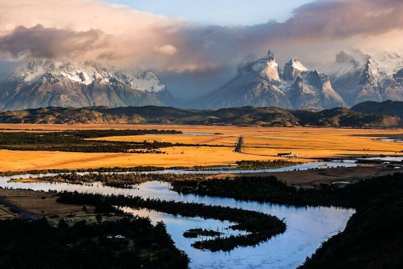 Río Serrano Hotel + Spa