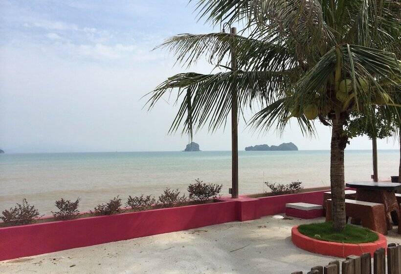 Tanjung Puteri Motel