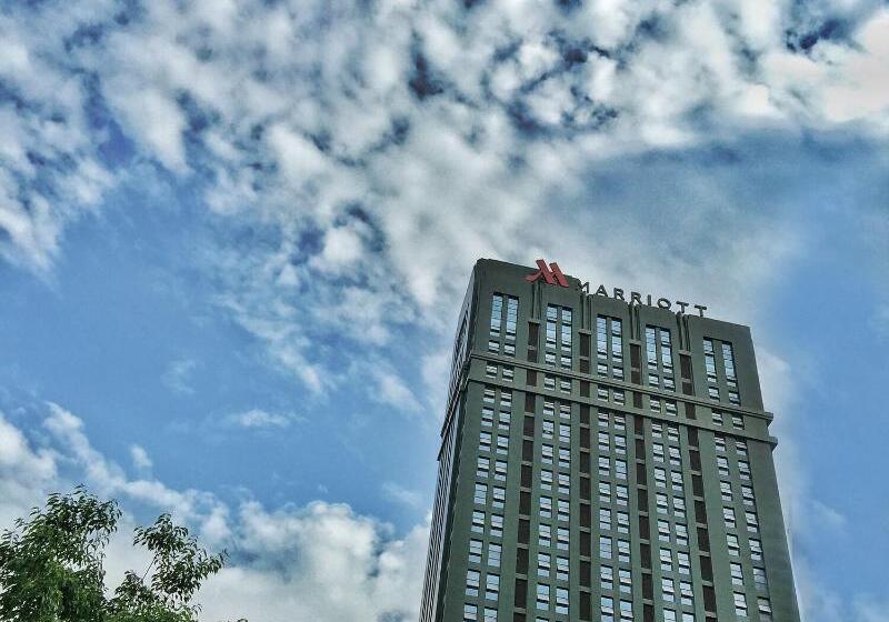 The Fairway Place, Xi An Marriott Executive Apartments
