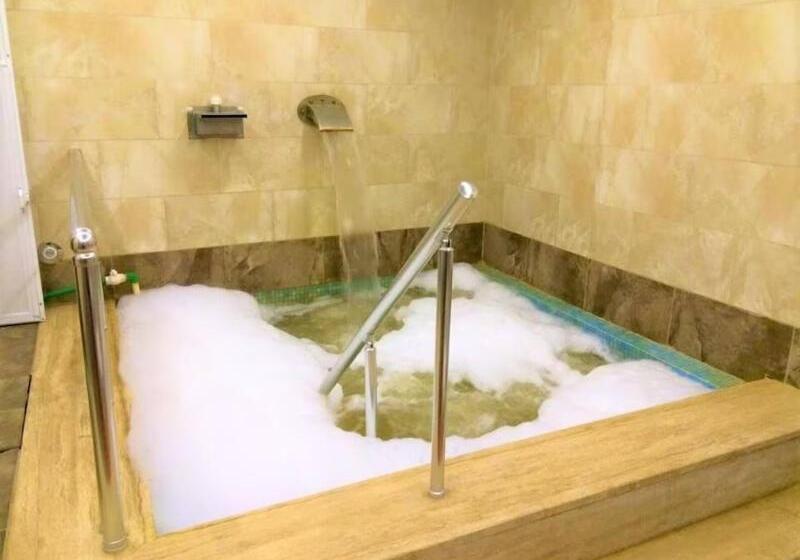 هتل At Afafet Thermal