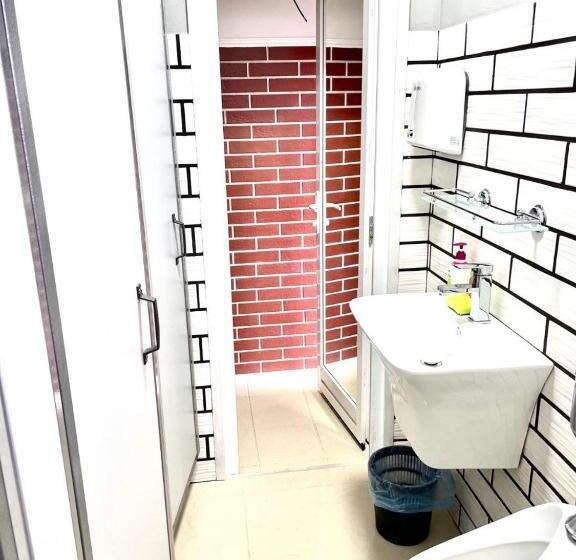 Общежитие хостел птица