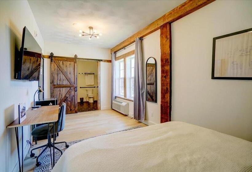 فندق صغير 205   Queen Suite