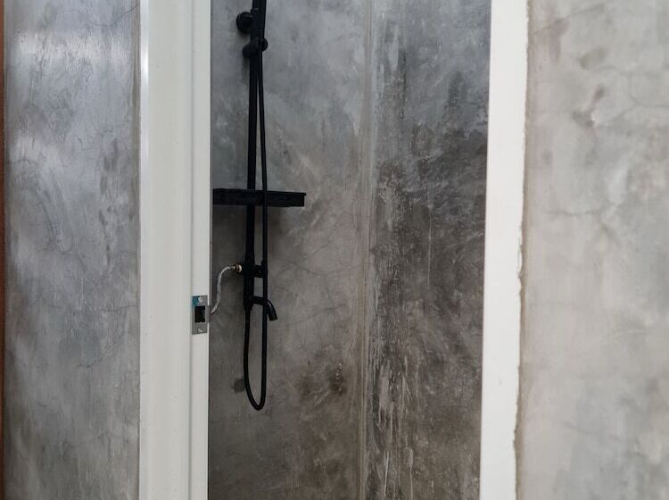 הוסטל Morue S Den