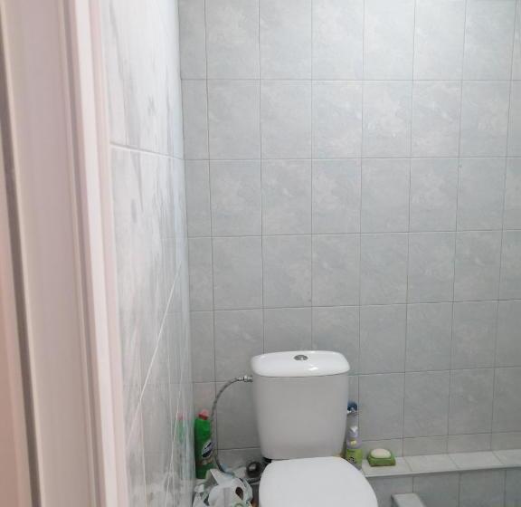 апартамент с изглед към морето и външен басейн